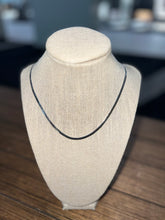 Load image into Gallery viewer, Heir Herringbone Chain