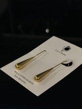 Load image into Gallery viewer, Raindrop Drop Earrings