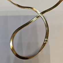 Load image into Gallery viewer, Heir Herringbone Chain