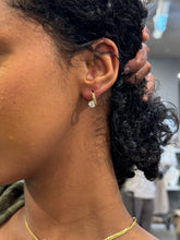 Load image into Gallery viewer, Gold Carrie Round Diamond Solitaire Drop Earrings