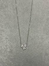 Load image into Gallery viewer, Cluster Clover Silver Necklace