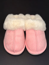 Load image into Gallery viewer, Fur Slippers