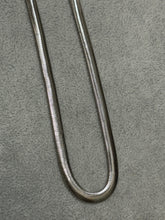 Load image into Gallery viewer, Dainty Silver Chains