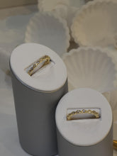 Load image into Gallery viewer, Gold Moissanite Band Ring