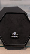 Load image into Gallery viewer, Silver Queen & King Couple Rings