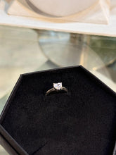 Load image into Gallery viewer, Jeannie Ring