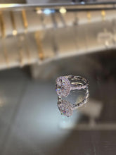 Load image into Gallery viewer, Oval Moissanite Ring