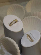 Load image into Gallery viewer, Gold Moissanite Band Ring