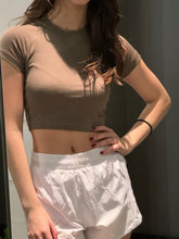 Load image into Gallery viewer, Short Sleeve Crop Top