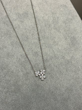 Load image into Gallery viewer, Cluster Clover Silver Necklace