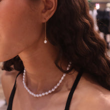 Load image into Gallery viewer, Gold & Pearl Necklace