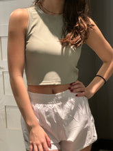 Load image into Gallery viewer, Crop Halter Top
