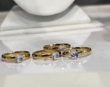 Load image into Gallery viewer, Sweetheart Gold Ring