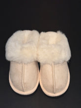 Load image into Gallery viewer, Fur Slippers