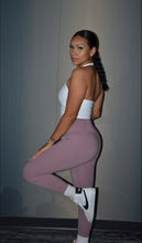 Load image into Gallery viewer, Scrunch Leggings