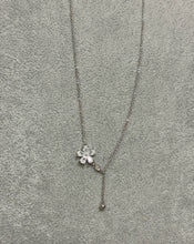 Load image into Gallery viewer, Clover Drop Silver Necklace
