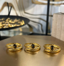 Load image into Gallery viewer, Gem Eye Snake Ring
