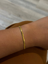 Load image into Gallery viewer, Herringbone Bracelet