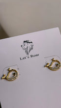 Load image into Gallery viewer, Gold Whale Diamond Stud Earrings