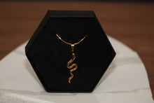 Load image into Gallery viewer, Gold Snake Necklace