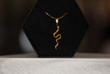 Load image into Gallery viewer, Gold Snake Necklace