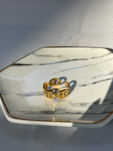 Load image into Gallery viewer, Ari Ring