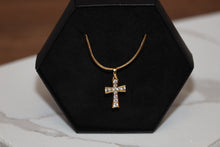 Load image into Gallery viewer, Cross Necklace
