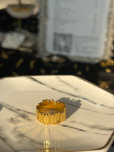 Load image into Gallery viewer, Royal Ring