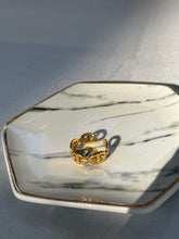 Load image into Gallery viewer, Ari Ring