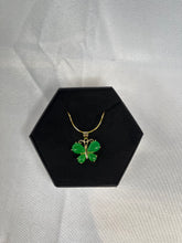 Load image into Gallery viewer, Green Butterfly Jade Necklace