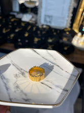 Load image into Gallery viewer, Royal Ring