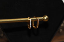 Load image into Gallery viewer, Margot Huggies