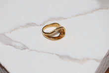 Load image into Gallery viewer, Gold Loop Statement Ring