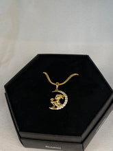 Load image into Gallery viewer, Gold Crescent Necklace