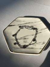 Load image into Gallery viewer, Silver Layered Petal Anklet