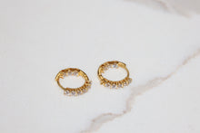 Load image into Gallery viewer, Laine Huggies