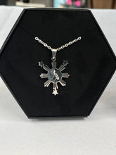 Load image into Gallery viewer, Pinoy Ako Star Necklace