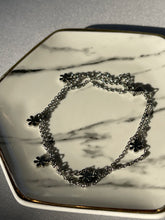 Load image into Gallery viewer, Silver Layered Petal Anklet