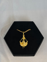 Load image into Gallery viewer, Gold Dancing Princess Necklace