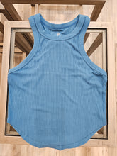 Load image into Gallery viewer, Crop Halter Top