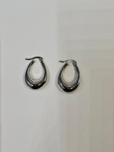 Load image into Gallery viewer, Endless Hoop Earrings