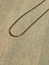 Load image into Gallery viewer, Heir Herringbone Chain