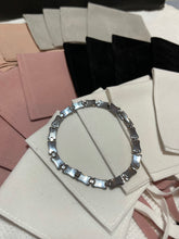 Load image into Gallery viewer, Silver Link Bracelet