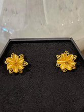 Load image into Gallery viewer, Gold Sunflower Earrings