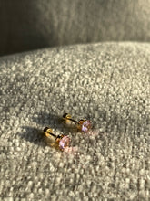 Load image into Gallery viewer, Stud Earrings