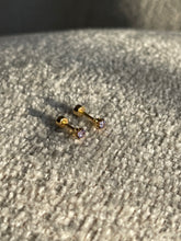 Load image into Gallery viewer, Stud Earrings