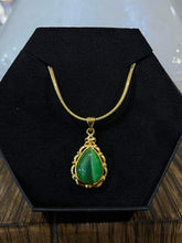 Load image into Gallery viewer, Pear Jade Necklace