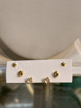 Load image into Gallery viewer, Stud Earrings Set
