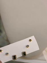 Load image into Gallery viewer, Stud Earrings Set
