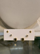 Load image into Gallery viewer, Stud Earrings Set
